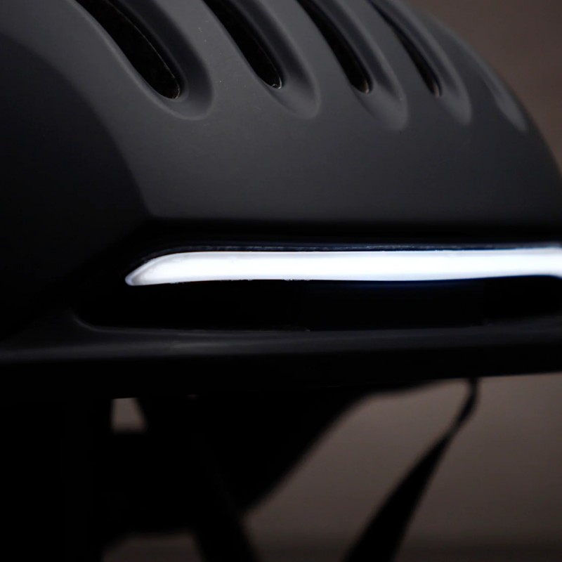 Smart Adult Helmet Smart Adult Helmet
